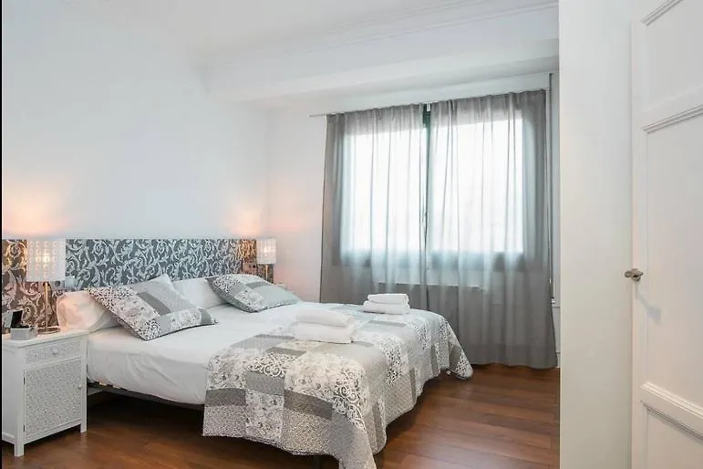 Autentic Barcelona Monumental Apartment Spain