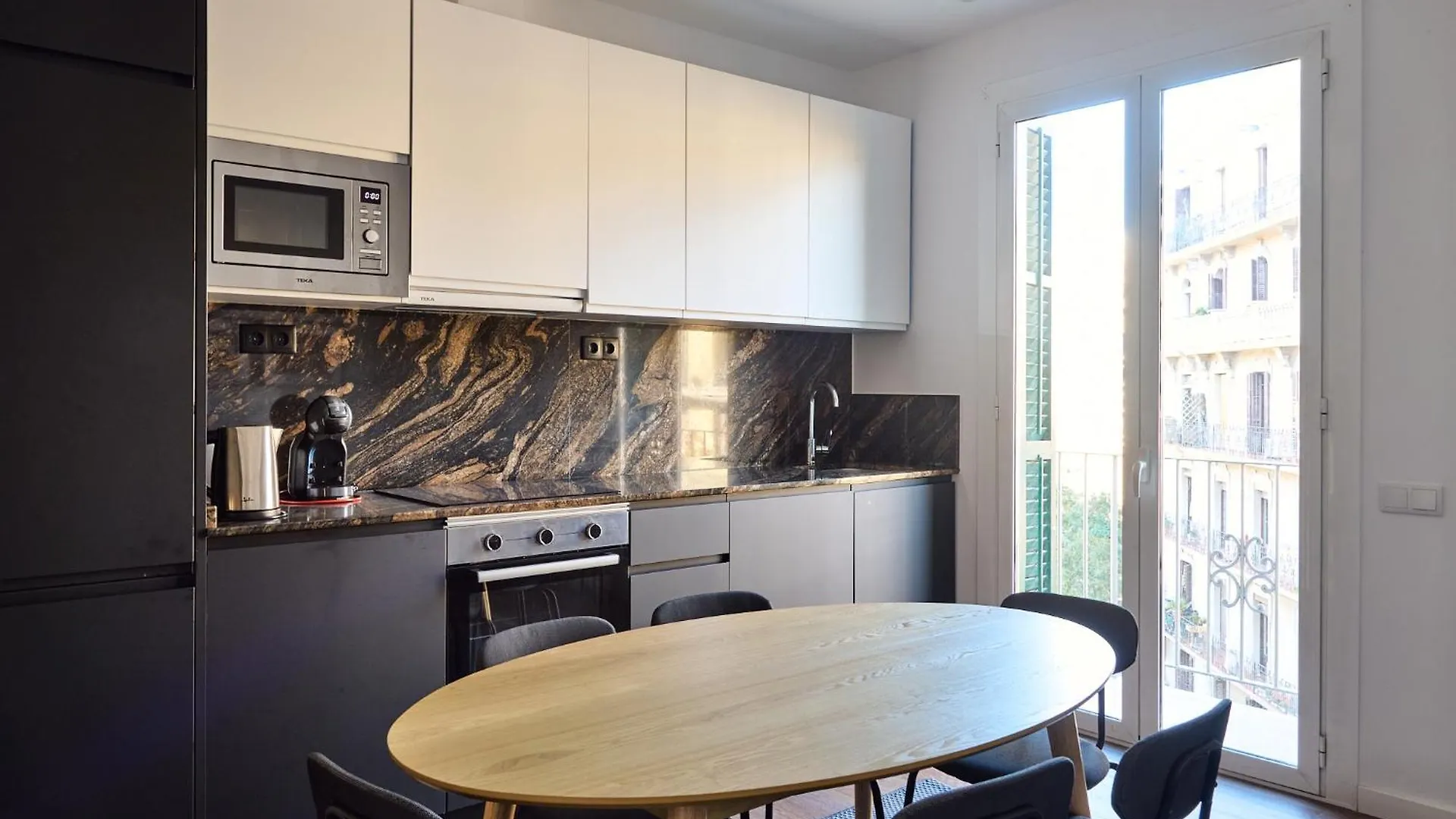 Autentic Barcelona Monumental Apartment 0*,  Spain