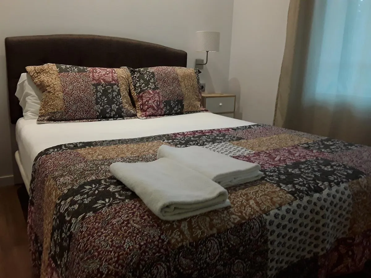 Autentic Barcelona Monumental Apartment